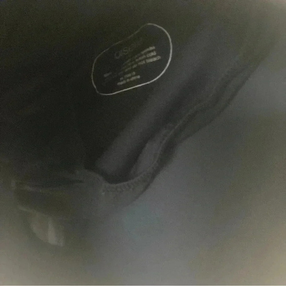 Oiselle  black shorts with integrated underwear - Picture 4 of 5